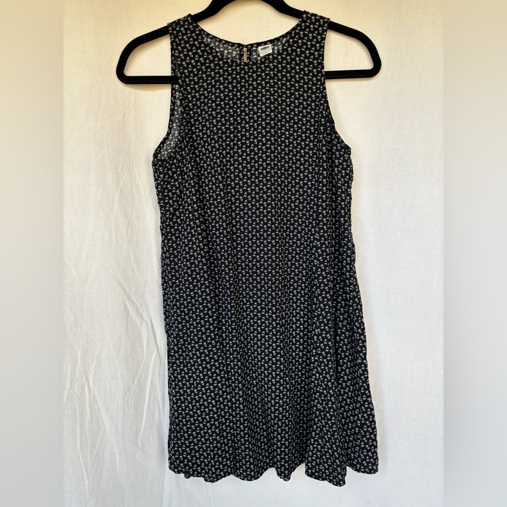Old Navy Black and White Patterned Mini Dress - Picture 2 of 6